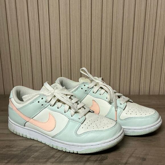 Nike Dunk Low “Barely Green” Women’s Sneakers Size 9 DD1503-104 - Picture 1 of 7